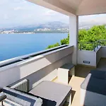 Holiday Mustra * Donji Okrug (Ciovo)